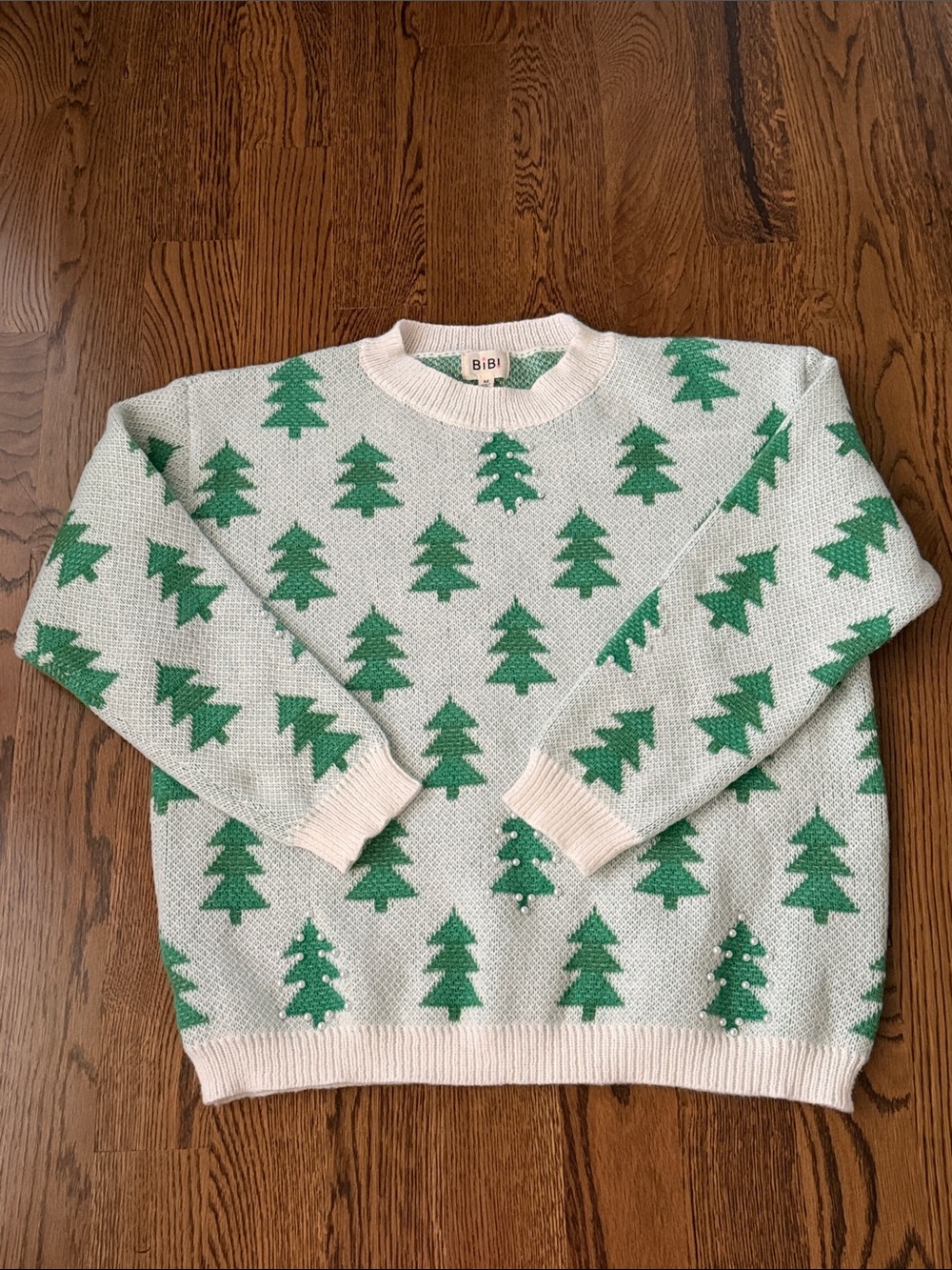 BiBi Cream Crewneck Sweater with Green Tree Motif and pearls medium